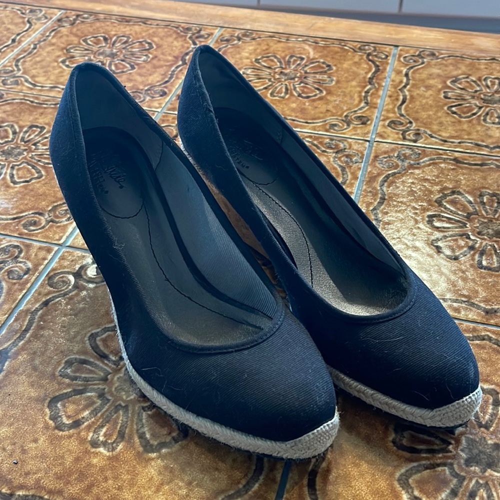 Life Stride espadrilles.